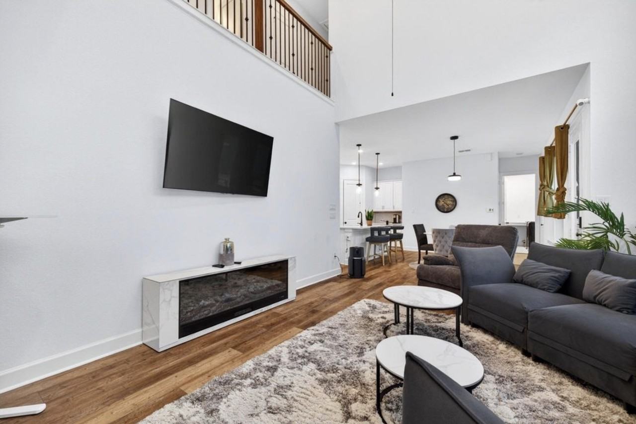 1514 Park Path Dr - Photo 4 of 24