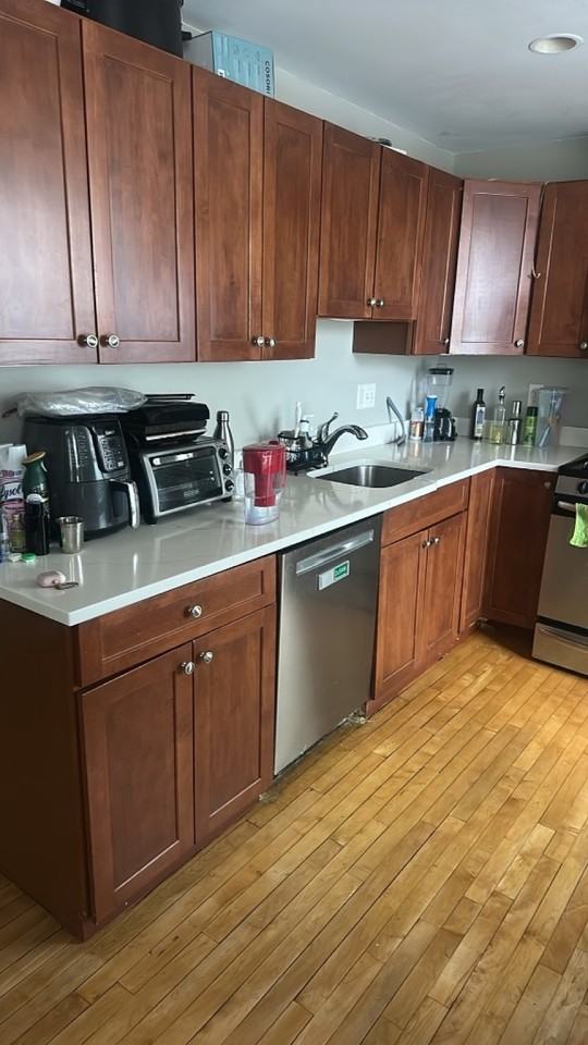 85 Stoughton St #4