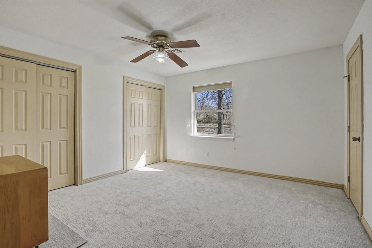 11549 S 49th West Ave - Photo 2 of 30