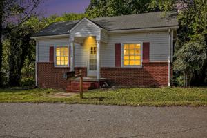 featured image of 207 Short Morgan St