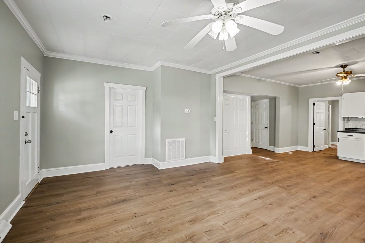 207 Short Morgan St - Photo 5 of 23