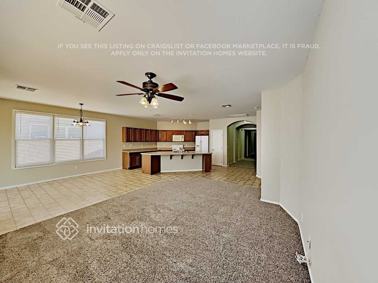 15120 W Mercer Ln - Photo 6 of 17