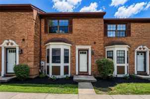 featured image of 10667 Montgomery Rd #13