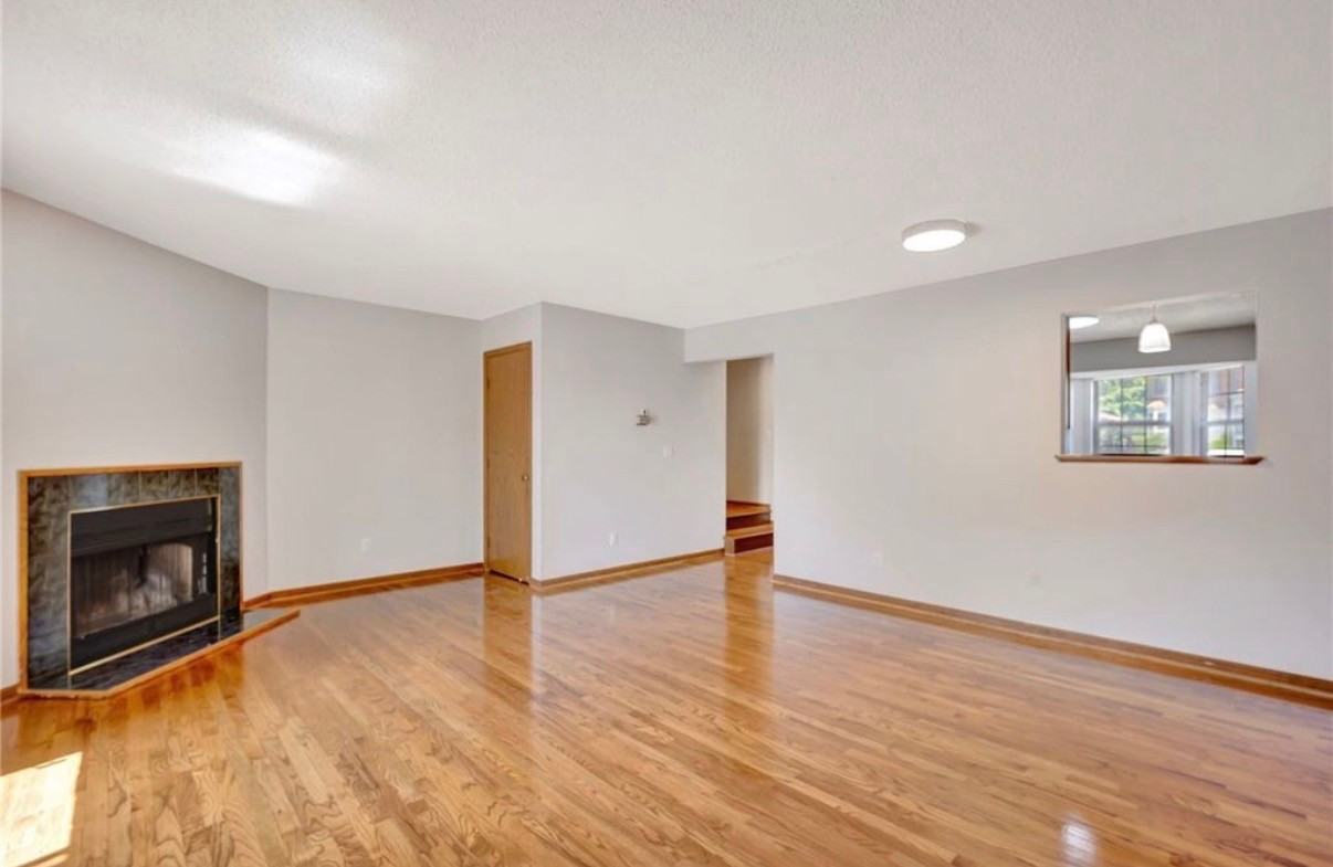 10667 Montgomery Rd #13 - Photo 4 of 14