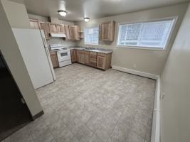 featured image of 821 N Hoyt St #24-01