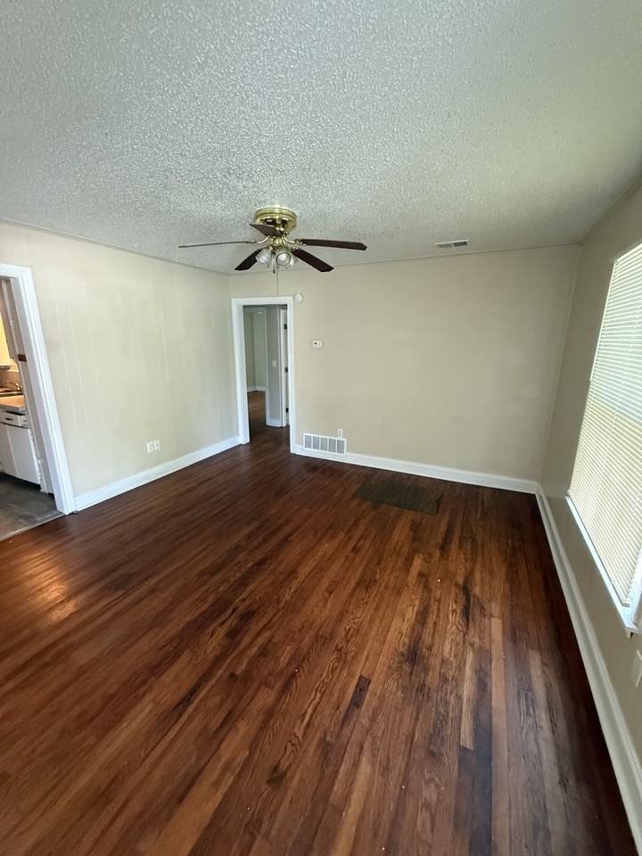 807 Evetts Rd #1 - Photo 3 of 12