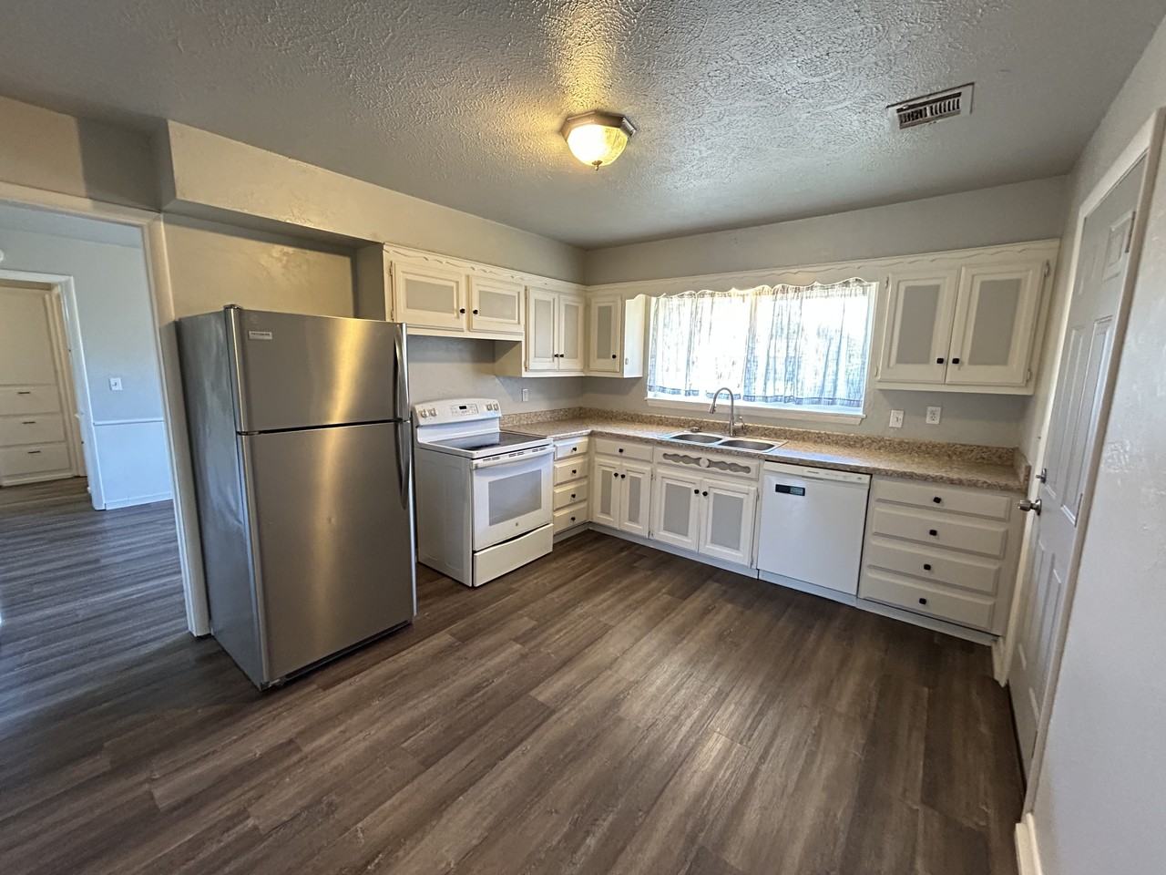 4328 Nw 45th St #1 - Photo 7 of 22