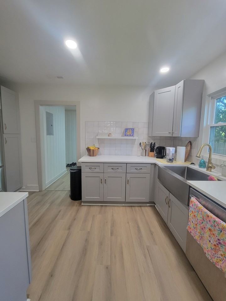 206 Pinecrest Dr #1 - Photo 3 of 10