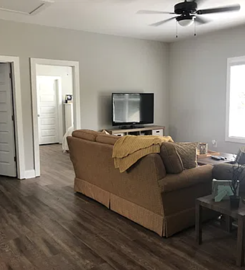 2178 S Lumpkin St #1 - Photo 3 of 11