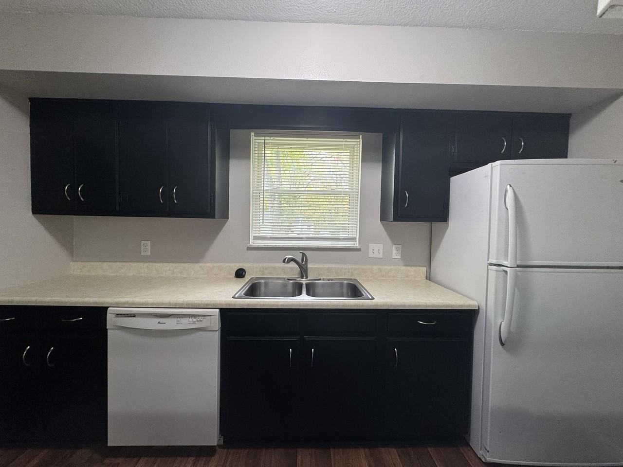 1025 Mill Hwy #1 - Photo 5 of 16
