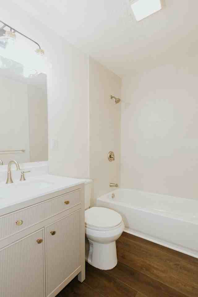 401 East Rd - 11 #11 - Photo 4 of 8