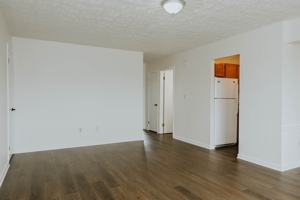 featured image of 401 East Rd - 4 #4