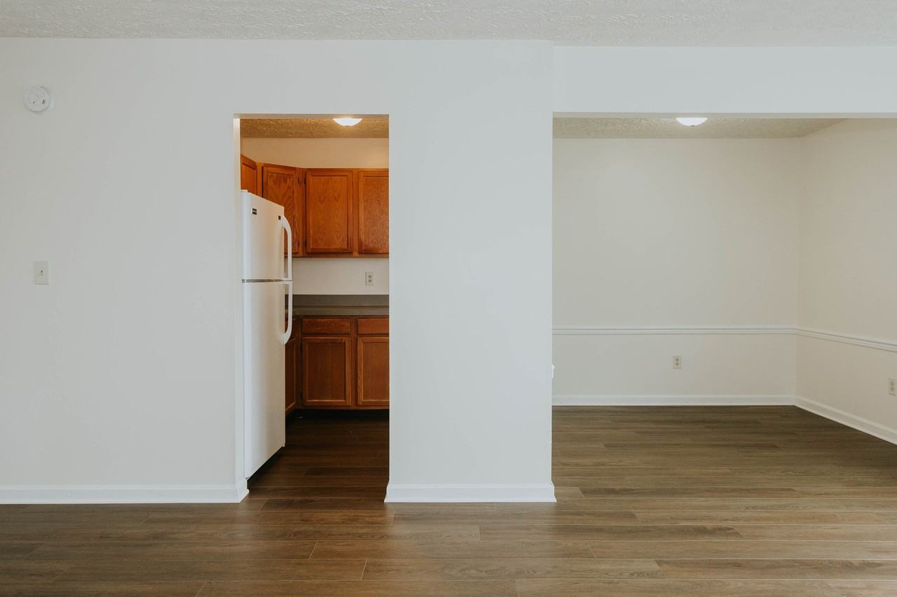 401 East Rd - 4 #4 - Photo 2 of 10