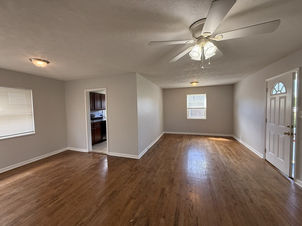 2506 Marshall St #1 - Photo 6 of 10