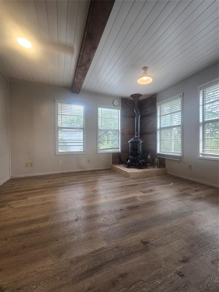 21401 Lindeman Ln #1 - Photo 3 of 12