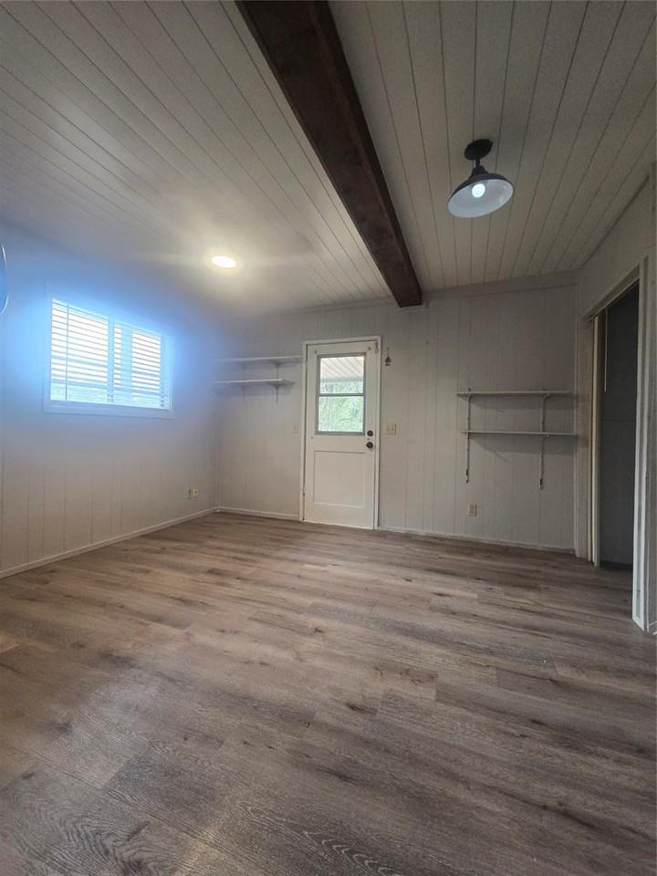 21401 Lindeman Ln #1 - Photo 6 of 12