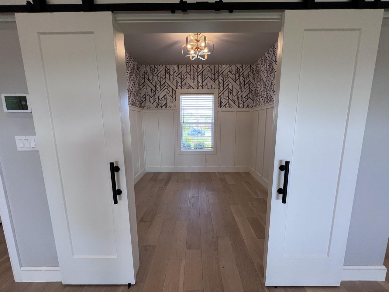 2225 Bretford Way #1 - Photo 5 of 18