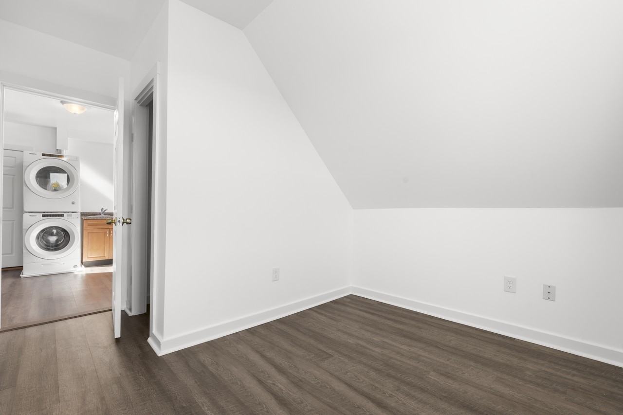 841 East St 3rd Fl #3rdFL - Photo 3 of 22