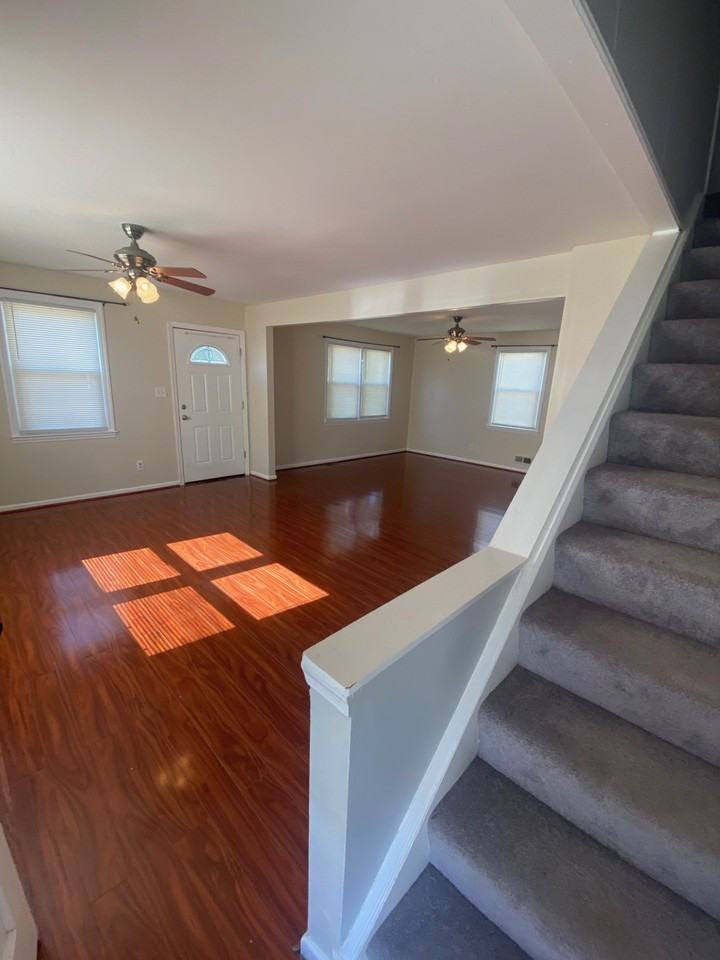 2621 Plainfield Rd #1 - Photo 5 of 12