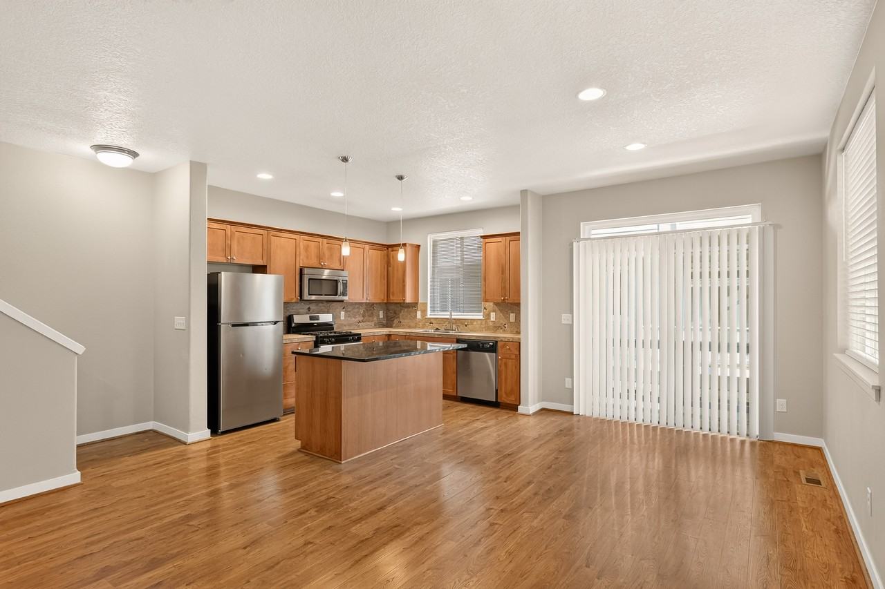 3119 Ne Weeping Willow Way #1 - Photo 6 of 21