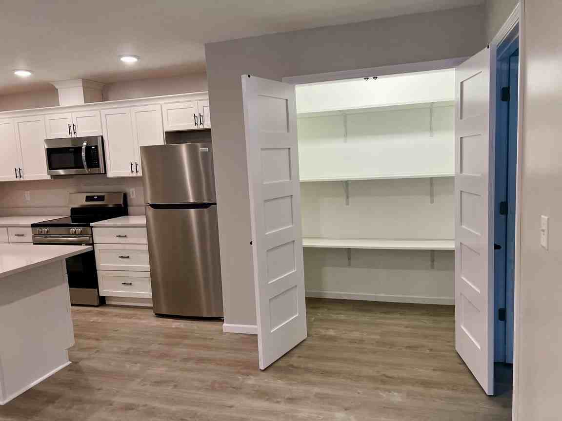 1007 Two Rivers St - Photo 2 of 8