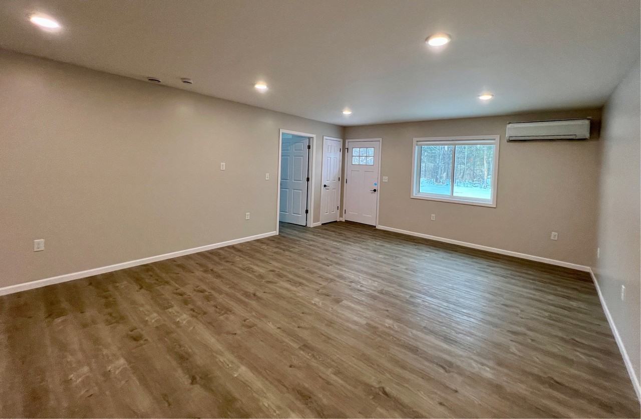 1007 Two Rivers St - Photo 6 of 8