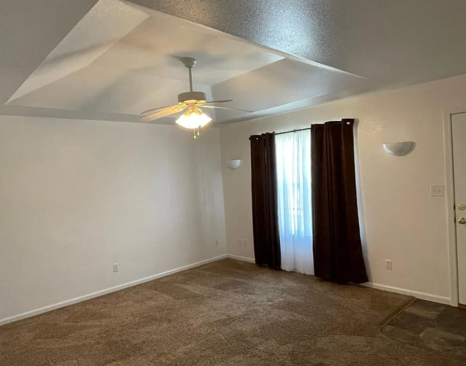 406 Blake Anthony Dr #B - Photo 2 of 6