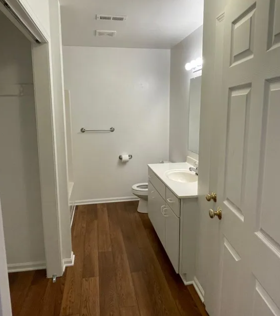 406 Blake Anthony Dr #B - Photo 6 of 6
