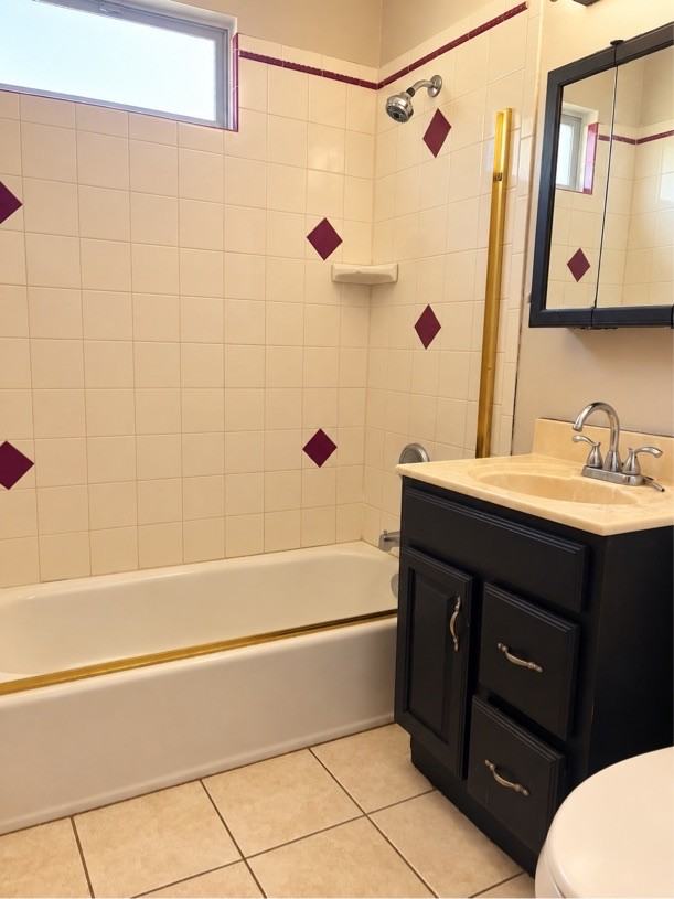 2923 N 48th St #1 - Photo 5 of 7