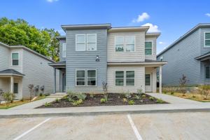 featured image of 136 Belcher St