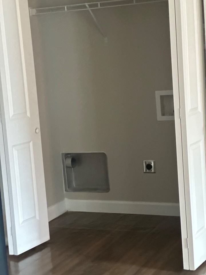 3043 Jupiter Ave - Photo 4 of 20