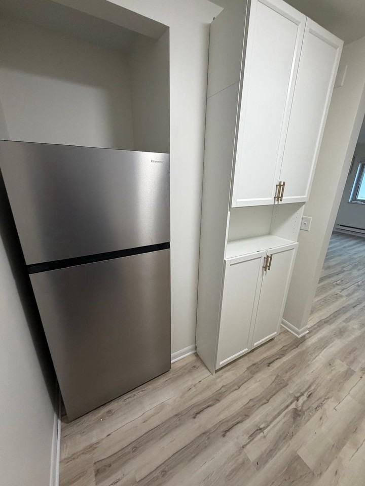 415 Grandin Ave #415B - Photo 6 of 14