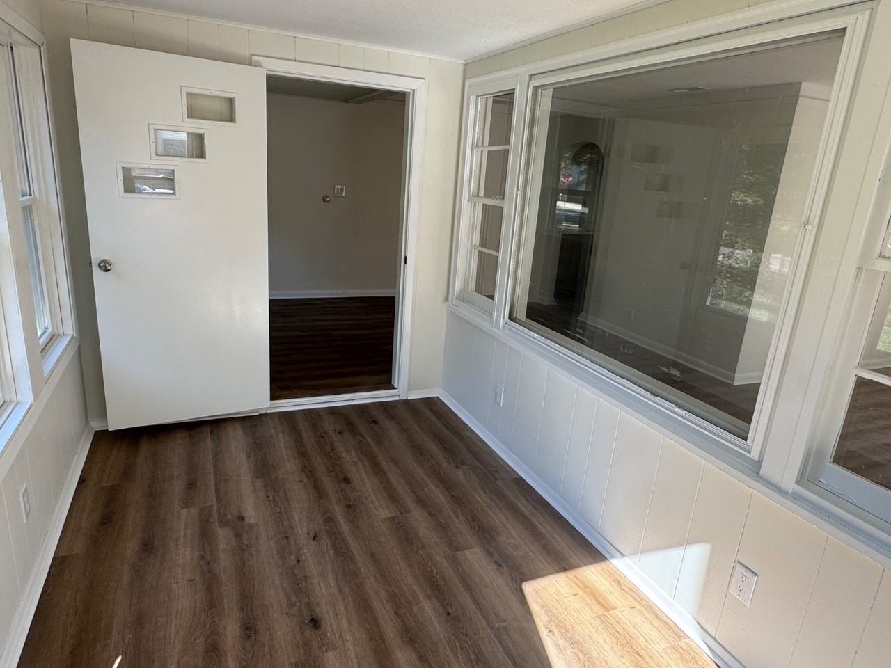 404 S 4th St - Photo 6 of 20