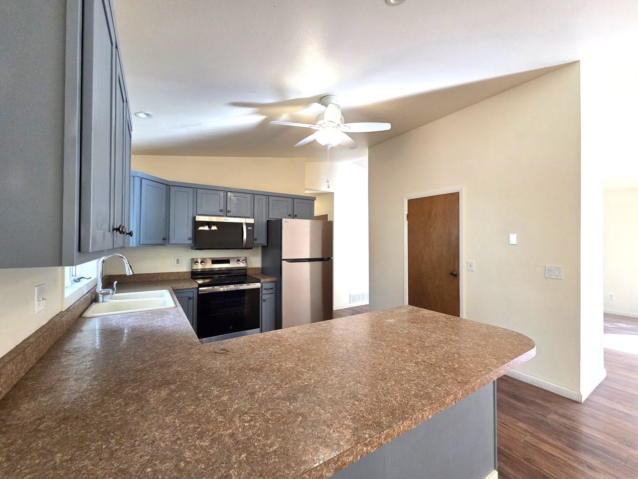 325 N 22nd Ave #HOME - Photo 4 of 31