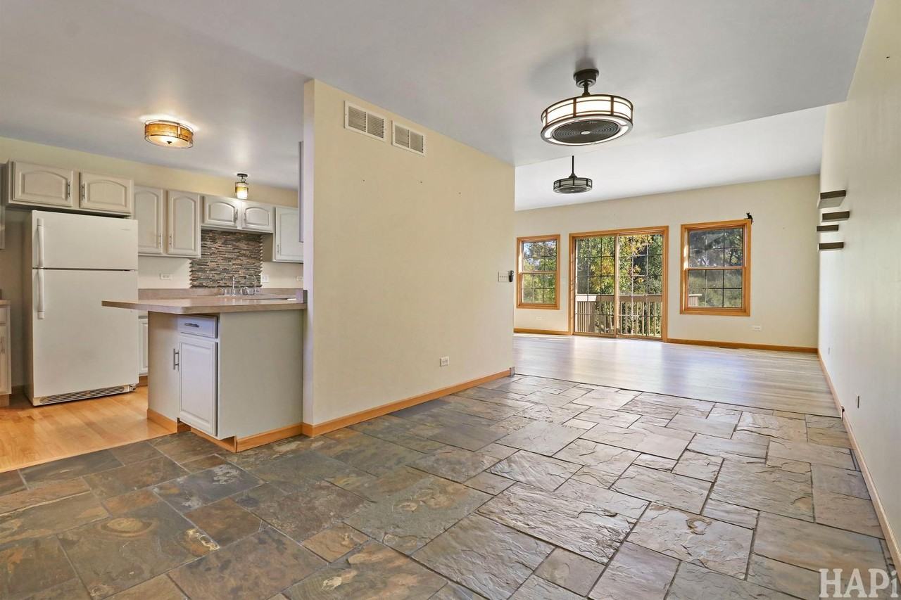 5829 Fieldstone Trl - Photo 6 of 12