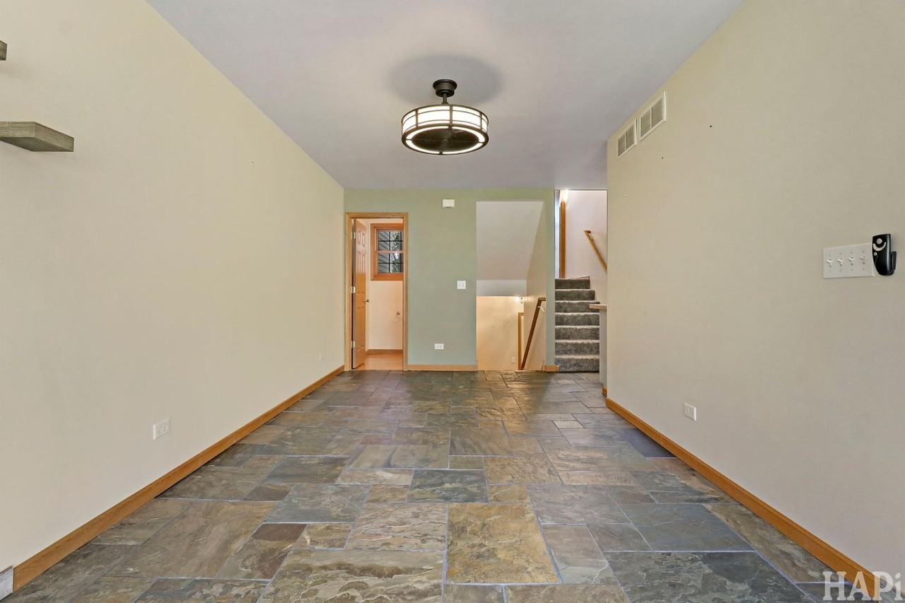 5829 Fieldstone Trl - Photo 7 of 12