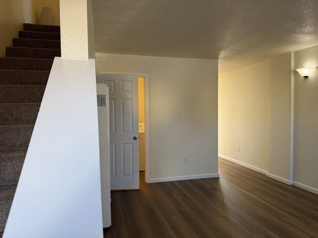 1598 Railroad Dr #D - Photo 7 of 40