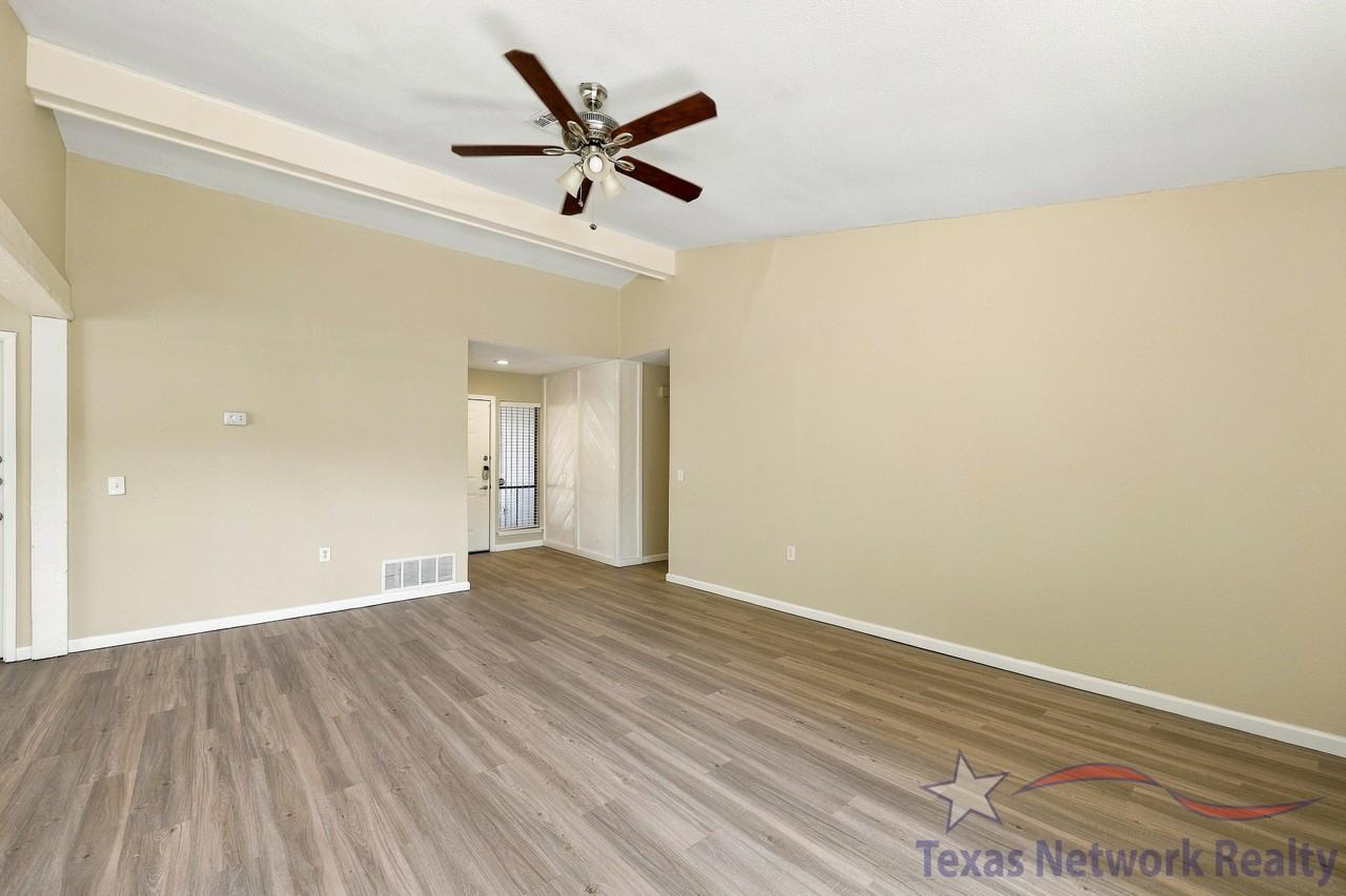 4622 La Marquesa St #1 - Photo 4 of 16