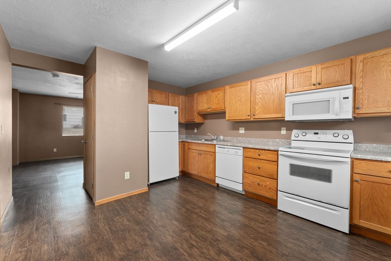 1111 N Archer Ave #1111 - Photo 6 of 18