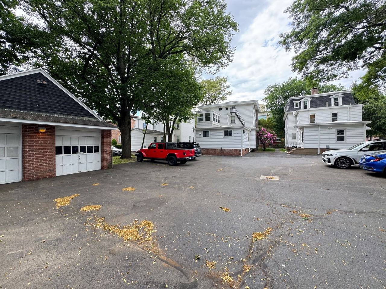451 Orange St - Photo 4 of 4