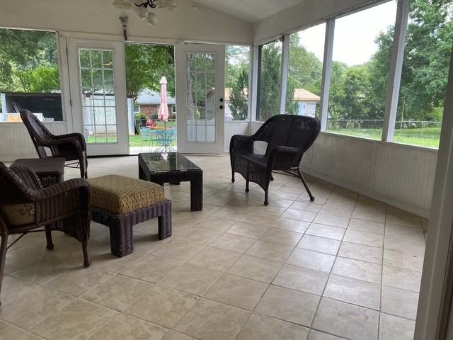 5375 Macy Grove Rd #1 - Photo 3 of 10