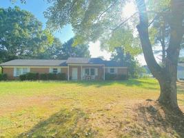 featured image of 5375 Macy Grove Rd #1