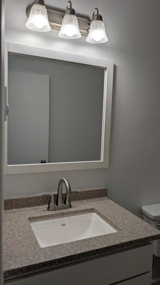1133 Dunaway St #6 - Photo 4 of 11