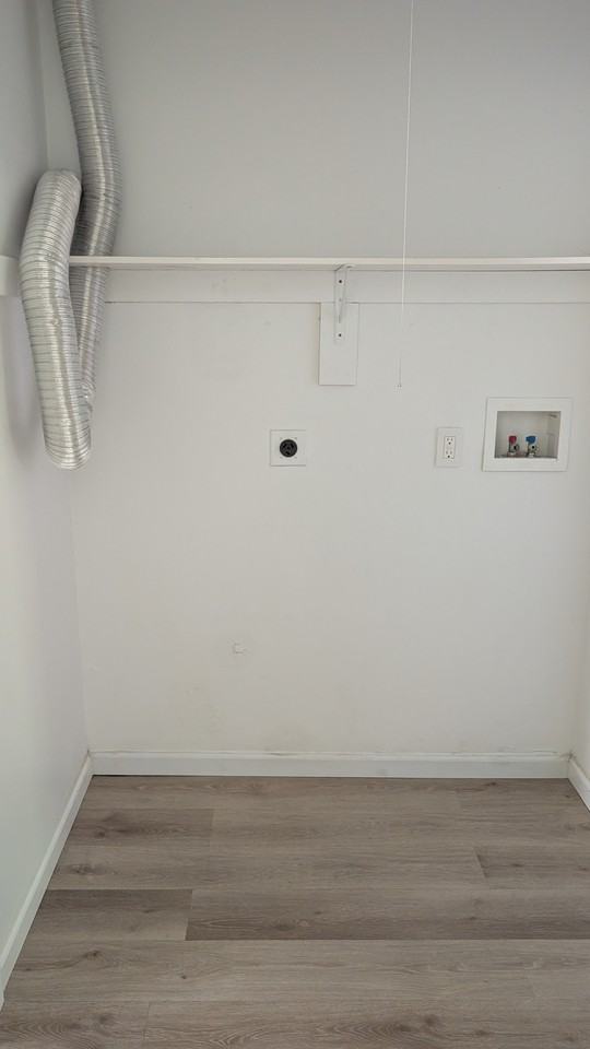 1133 Dunaway St #6 - Photo 6 of 11