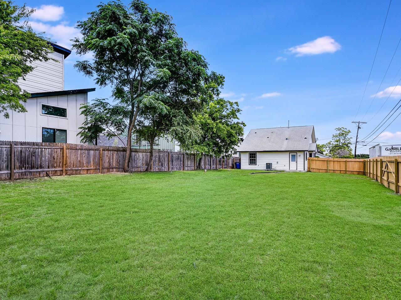 411 Delmar Ave - Photo 2 of 10