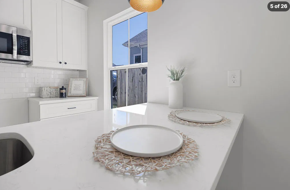 3127 Columbus Cir #1 - Photo 5 of 17