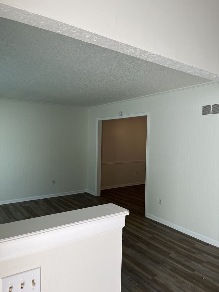 514 Se Adobe Dr #1 - Photo 7 of 43