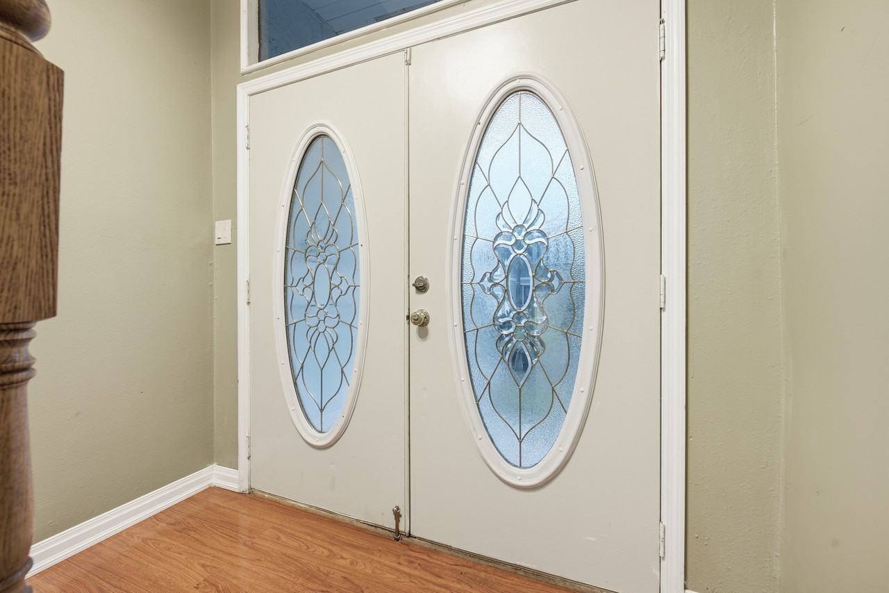 6225 Bayside Dr #1 - Photo 5 of 50