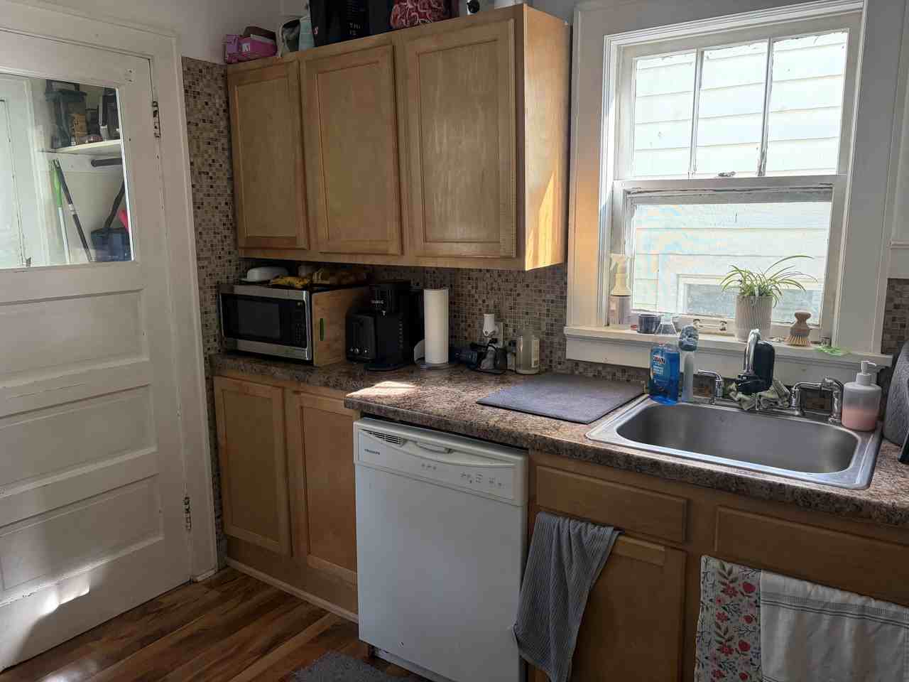 530 N 9th Ave E #1 - Photo 3 of 19