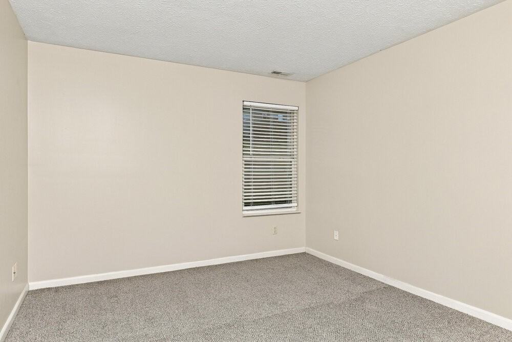 1327 Grand Canyon Cir - Photo 7 of 16